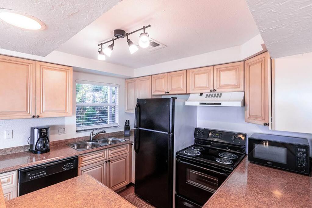 Your Tranquil Escape Is Found Directly On The Beach At The Serenity Beach Condo. Siesta Key Kültér fotó