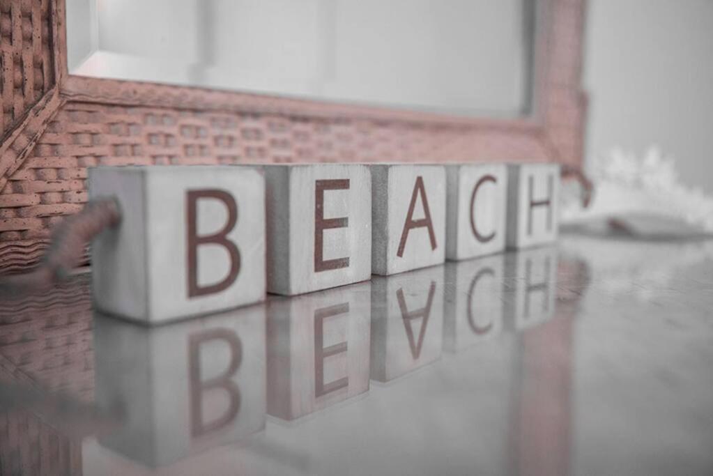 Your Tranquil Escape Is Found Directly On The Beach At The Serenity Beach Condo. Siesta Key Kültér fotó